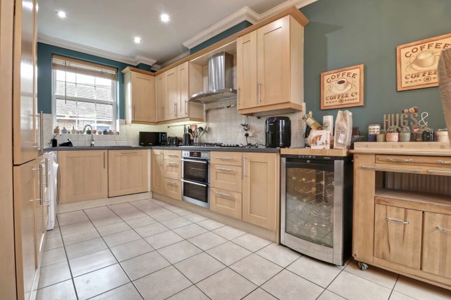 Town house for sale in Compton Way, Sherfield-On-Loddon, Hook, Hampshire