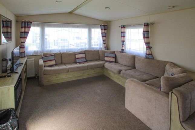 4, Fir View Tan Y Ffridd Holiday Park, Llangyniew, Powys photo 4