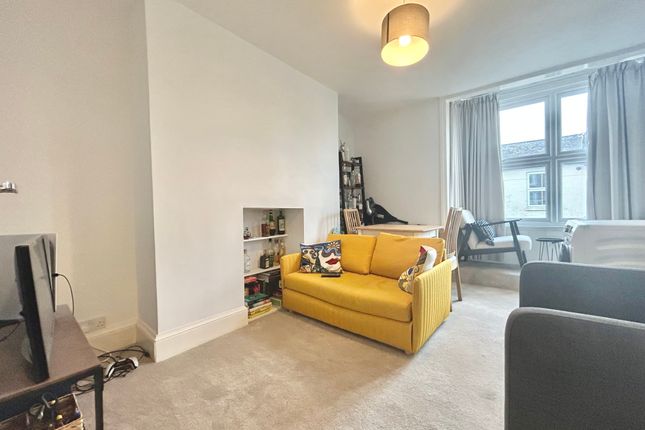76B, Winchester photo 2