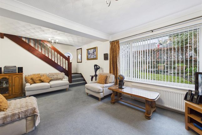 63, Eckington Road, Dronfield photo 2