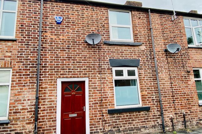 2-bed terraced on Trafford Road, Eccles, £950/mo