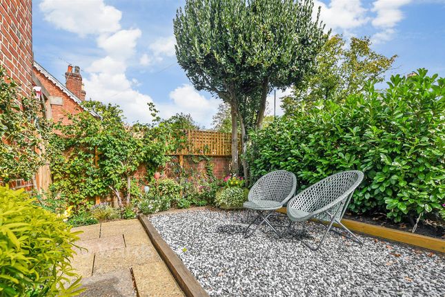 2-bed detached on 59, Ashford Road, Tenterden, £325,000