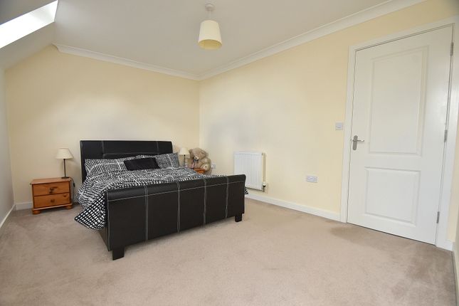 Town house for sale in Wren Walk, Eynesbury, St. Neots