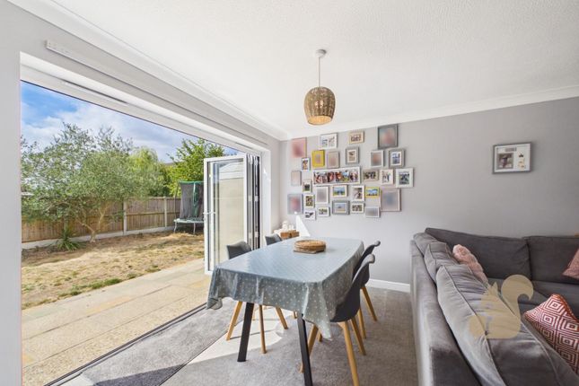 5, Hawfinch Road, Colchester photo 3