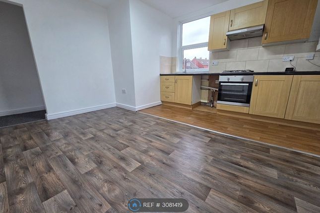 Thornhill St, Wakefield photo 2