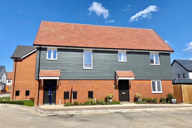 Thumbnail Maisonette to rent in Banbury Drive, Hampton Water, Peterborough