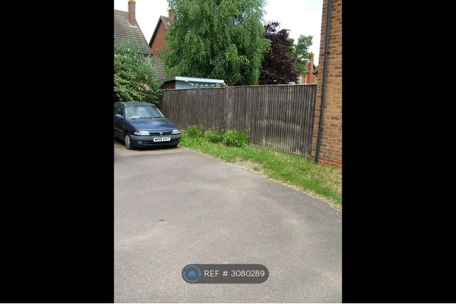 Watermead, Aylesbury photo 2