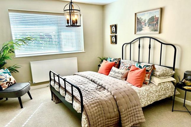Three Gables Ridge Lane, High Peak photo 4