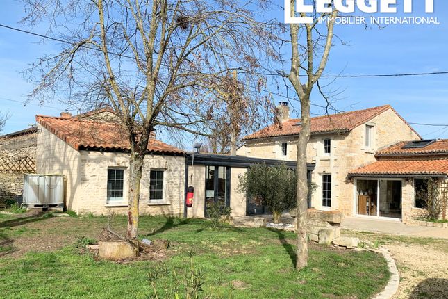 Thumbnail Villa for sale in La Grimaudière, Vienne, Nouvelle-Aquitaine