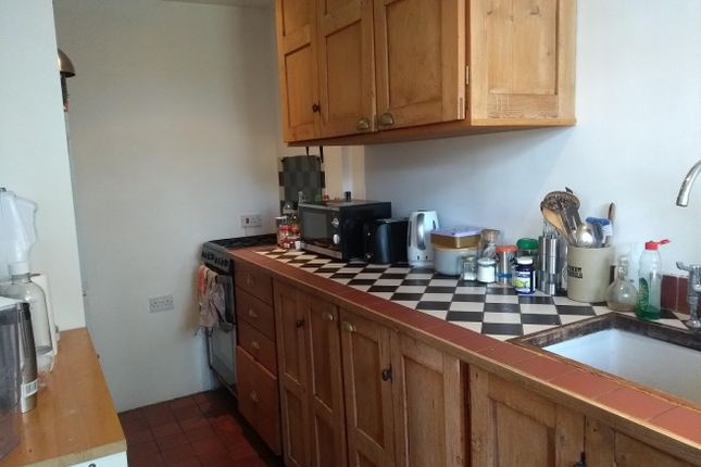 Flat to rent in Alexandra Park Road, Muswell Hill