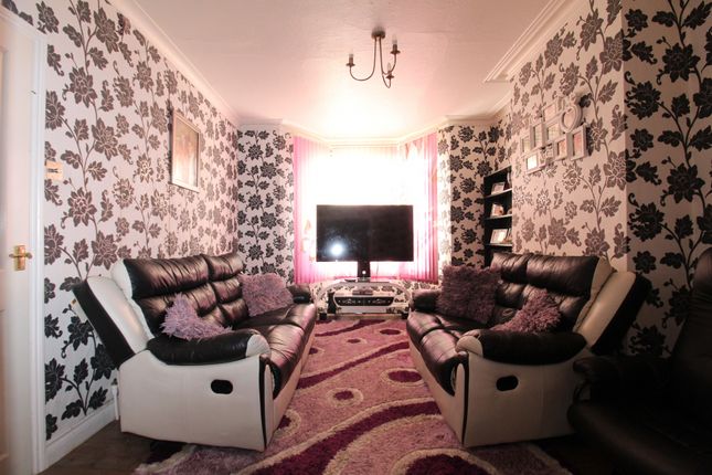 71, Luton Road, Chatham photo 2