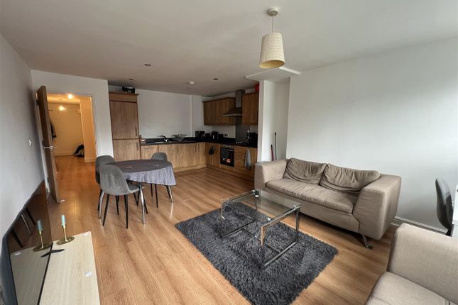 Apt. 8, 2, Southern Street, Manchester photo 3