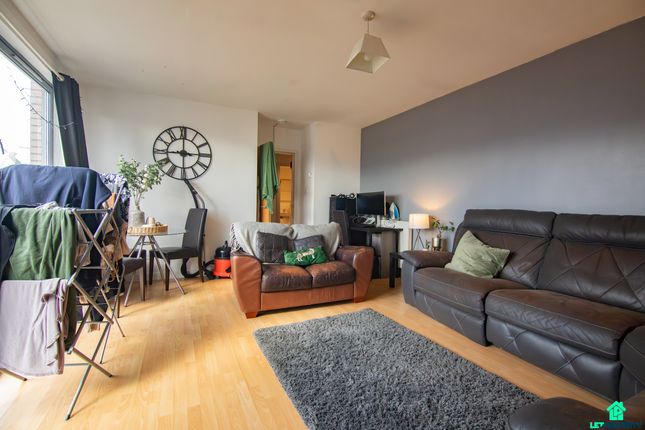 Flat for sale in Brabloch Park, Paisley