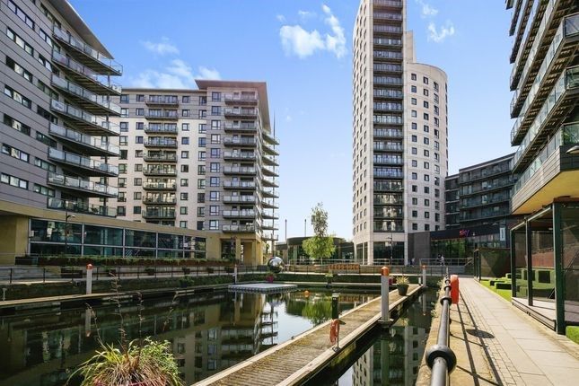 Flat for sale in The Boulevard, Leeds