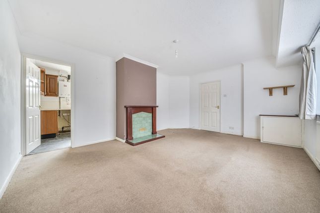 Living Room (3)