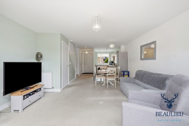18, Wentworth Road, Chelmsford photo 3