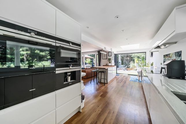 4, Clifton Road, Shefford photo 3