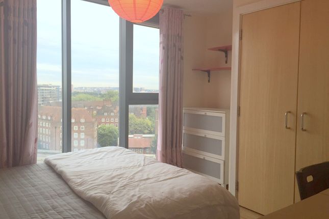 Caramel Court, Taylor Place, London photo 4