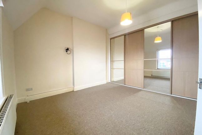 Flat 5 60 Claremont Road, Seaford photo 3