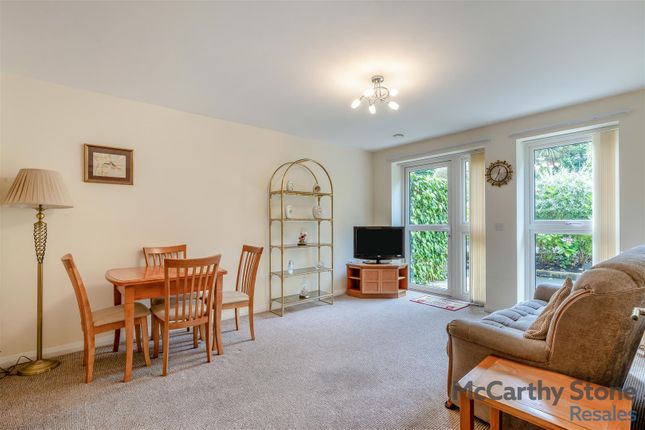 6 Wendover Court, 116-118 Monton Road, Manchester photo 2