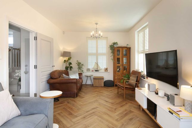 12, Uttley Lane, Beaconsfield photo 4