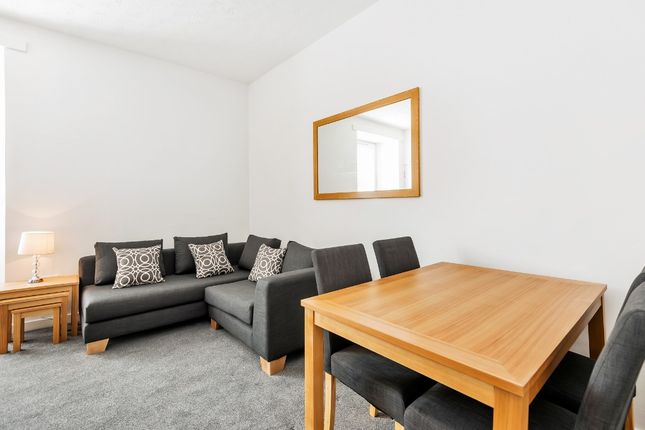 Flat to rent in Pitfour Street, West End, Dundee