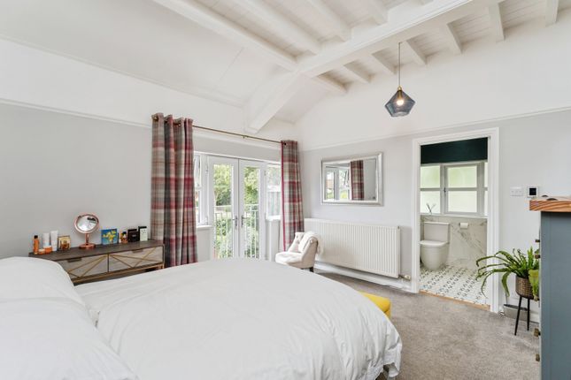 Briar Cottage,, Station Road, Neston photo 4