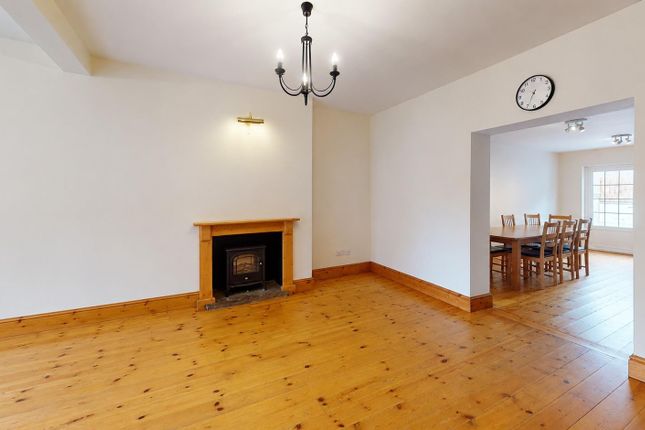 Mulberry House, Talbot Road, Pontyclun photo 3
