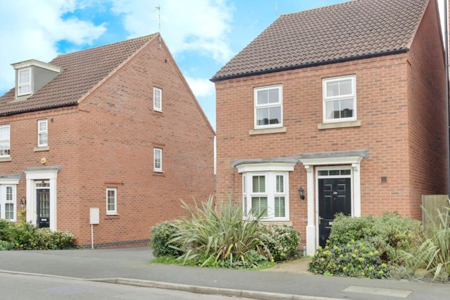 Thumbnail Detached house for sale in Linkfield Road, Loughborough
