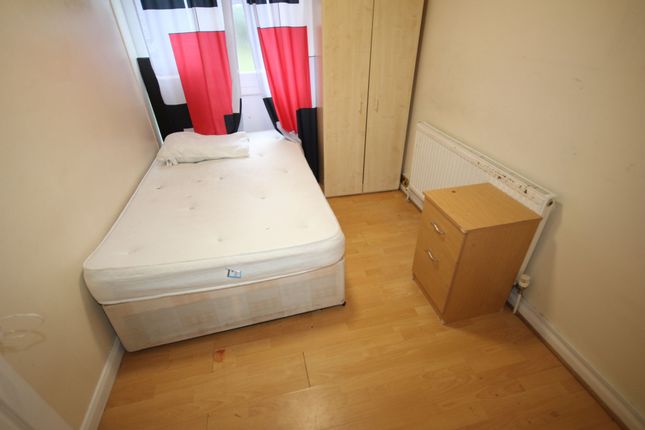 2 Lime Grove, Hayes photo 5
