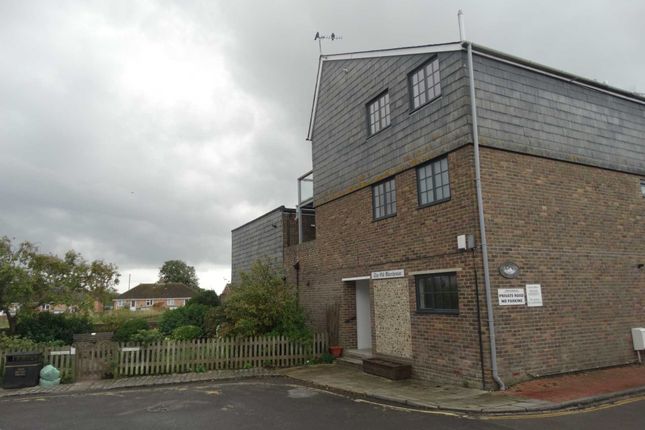 Town house to rent in Arun Street, Arundel