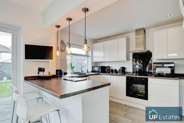 1, Milner Close, Bulkington photo 4
