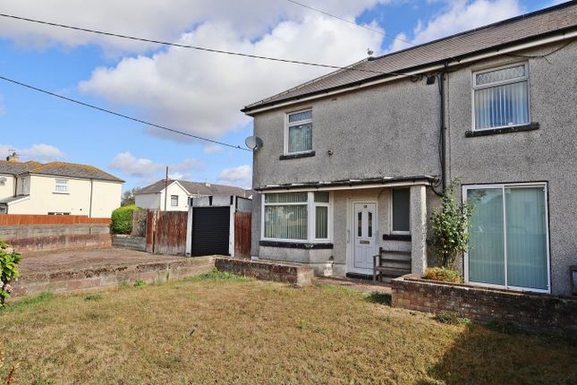 12, Glebeland Place, Barry photo 4