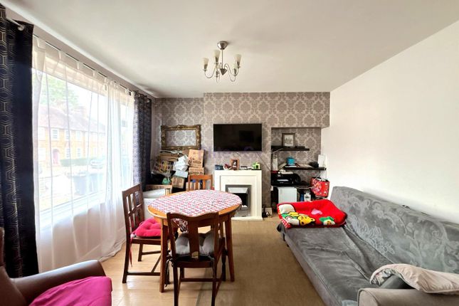 6, Chilham Road, Mottingham photo 3