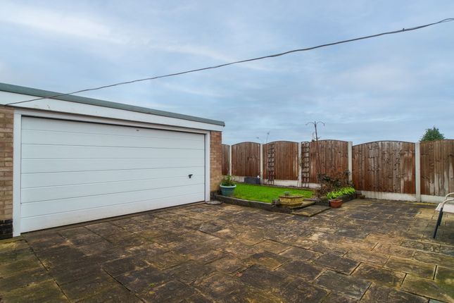 51 Lancaster Avenue, Nottingham photo 2