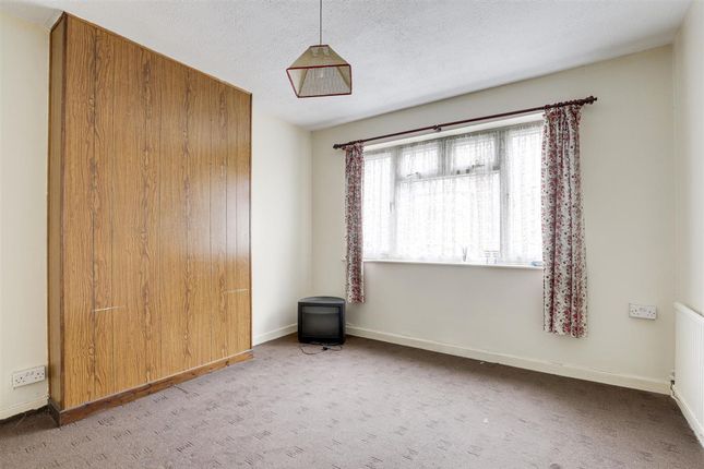 8 Lees Hill Street, Nottingham photo 2