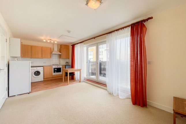 Flat 8, Amazon Court, Gravesend photo 2