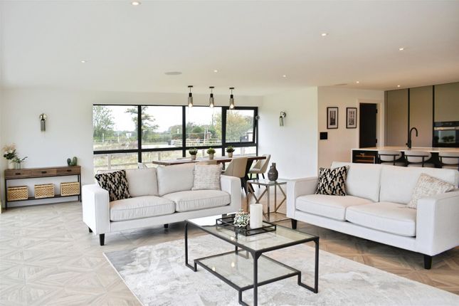 Kitchen Dining Living Area