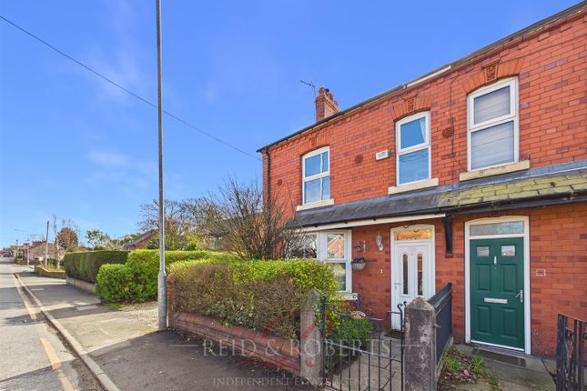 2-bed house on 115, Mold Road, Buckley, £200,000