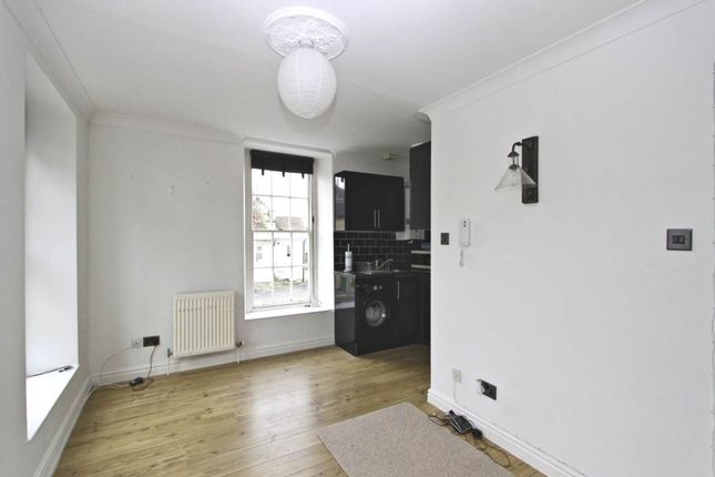 Flat 2, Katherine Lady Berkeley Mews School Road, Wotton-Under-Edge photo 3