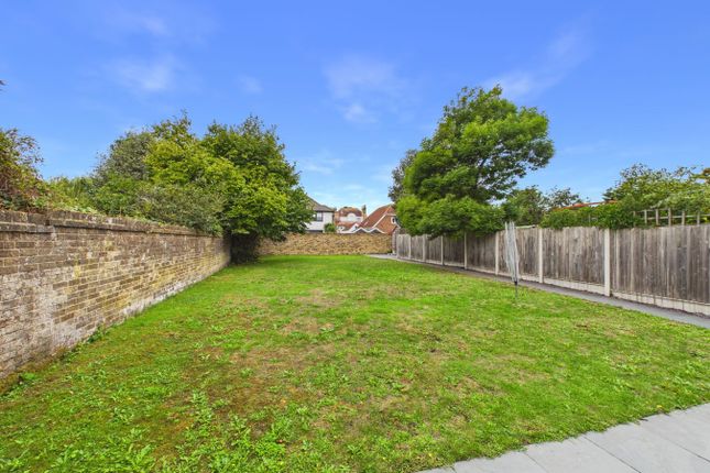 16a, Luton Avenue, Broadstairs photo 4