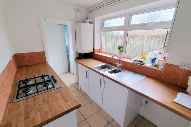 59, Carter Road, Wolverhampton photo 4