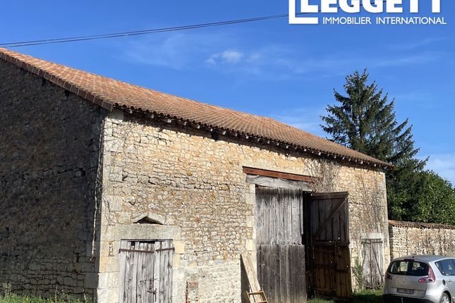Barn conversion for sale in Gouex, Vienne, Nouvelle-Aquitaine