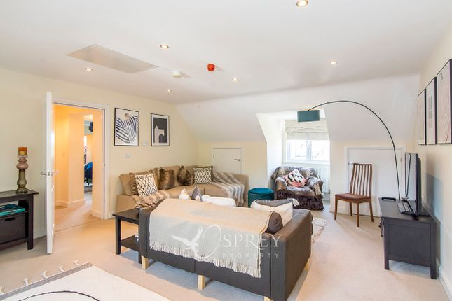 Flat for sale in Grove Court, Oundle, Northamptonshire