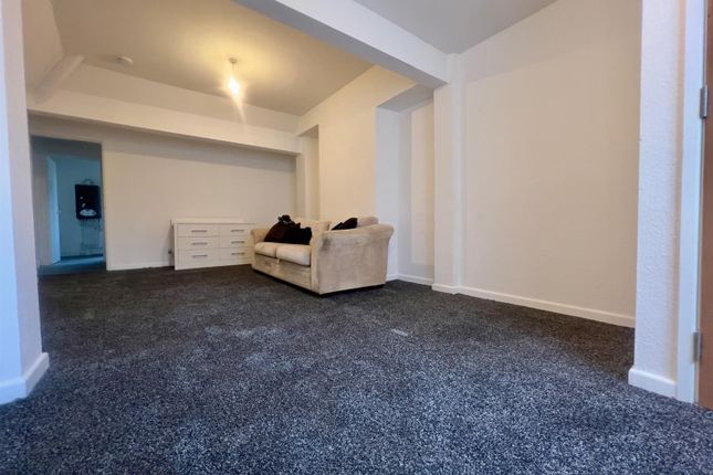 Thumbnail Studio to rent in Ruding Road, Leicester