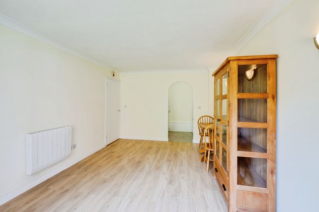 7, Homelake House, Parkstone photo 4