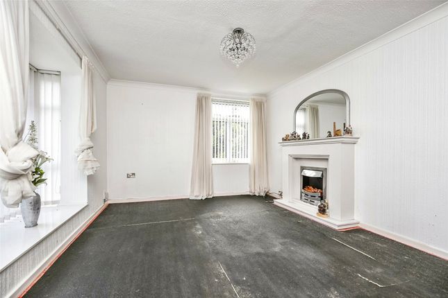 Flat 2, Brookside Court,, Endbutt Lane, Merseyside photo 4