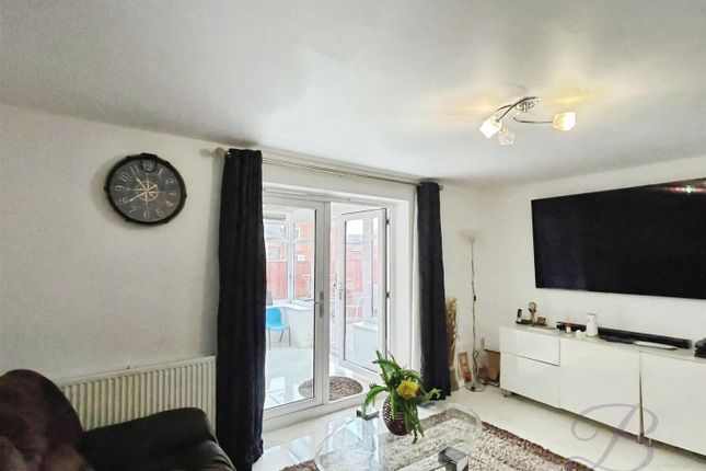 9, Orchid Grove, Mansfield photo 4
