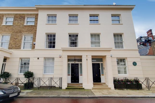 Terraced house to rent in York Terrace East, London