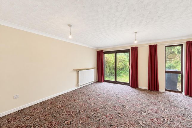 Shutehay Drive, Dursley photo 4